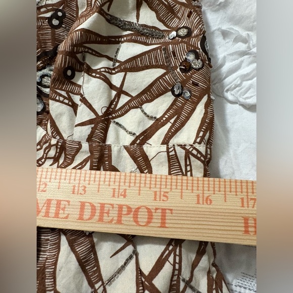 100% Silk Sunburst Sleeveless Dress. Sunburst Design with Embellishments. - Picture 12 of 16